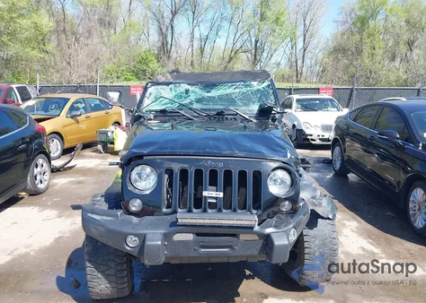 2016 Jeep Wrangler Unlimited Backcountry из США, поврежденный, VIN 1C4HJWEG5GL156603